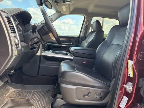 Delmonico Red Pearlcoat 2016 RAM 2500 Laramie