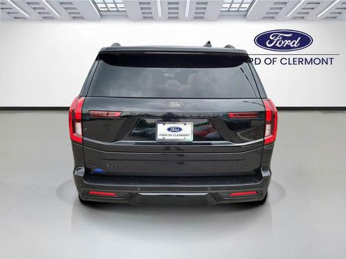 AGATE BLACK METALLIC 2026 Ford Expedition Platinum