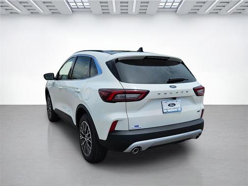 2025 Ford Escape PHEV SE