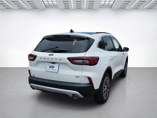 2025 Ford Escape PHEV SE