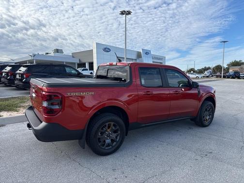 2024 Ford Maverick Lariat