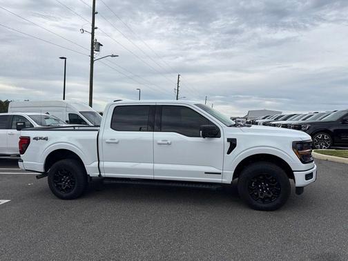 OXFORD WHITE 2025 Ford F-150 XLT