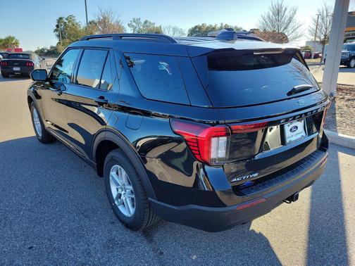 2026 Ford Explorer Active (200A)