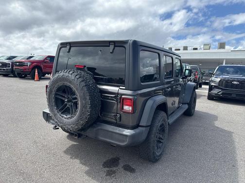 2018 Jeep Wrangler Unlimited Sport