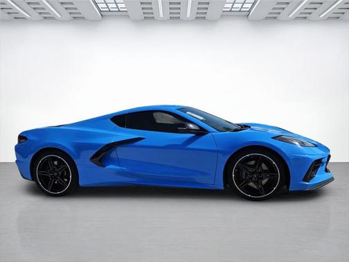2023 Chevrolet Corvette Stingray w/2LT