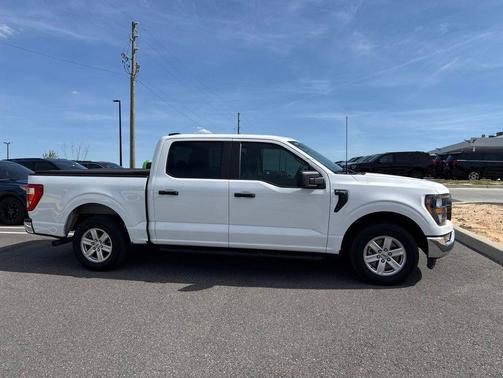 OXFORD WHITE 2023 Ford F-150 XL