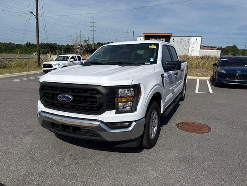 OXFORD WHITE 2023 Ford F-150 XL