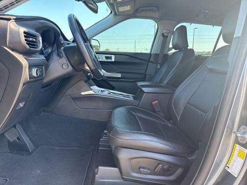 CARBONIZED GRAY METALLIC 2022 Ford Explorer Limited