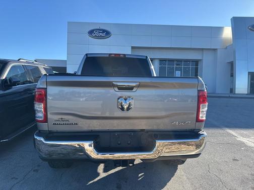 2019 RAM 2500 Big Horn Crew Cab 4x4 6'4' Box