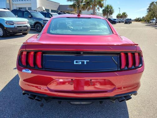 2022 Ford Mustang GT Premium
