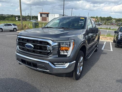CARBONIZED GRAY METALLIC 2023 Ford F-150 XLT
