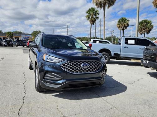 2024 Ford Edge SE
