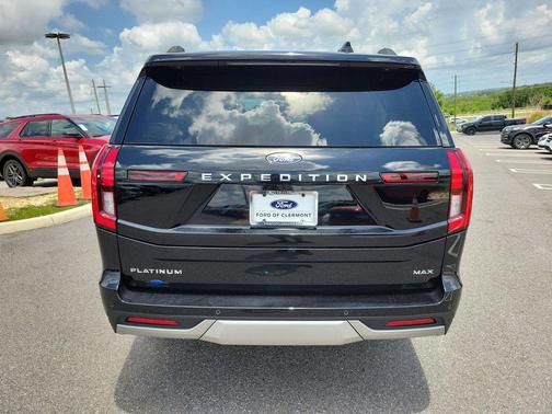 AGATE BLACK METALLIC 2026 Ford Expedition Max Platinum