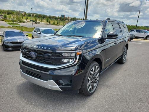 AGATE BLACK METALLIC 2026 Ford Expedition Max Platinum