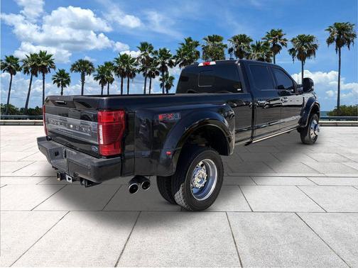 2022 Ford F-450 Platinum
