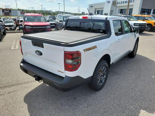 OXFORD WHITE 2026 Ford Maverick Tremor