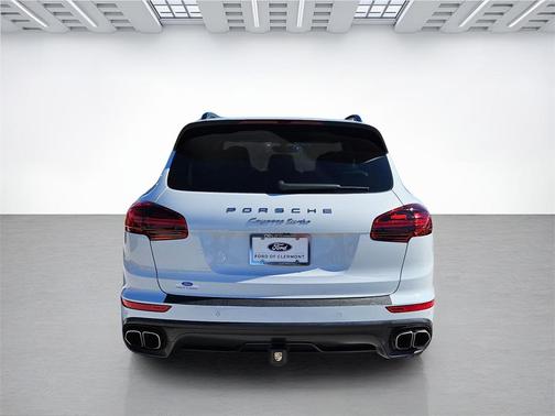 2016 Porsche Cayenne Turbo