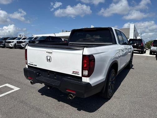 Platinum White Pearl 2023 Honda Ridgeline Sport