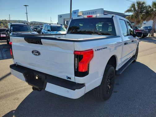 2025 Ford F-150 Lightning XLT