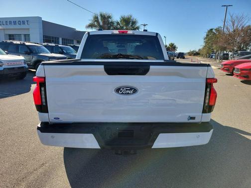 2025 Ford F-150 Lightning XLT