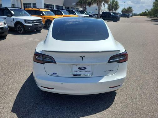 Pearl White Multi-Coat 2022 Tesla Model 3 Long Range
