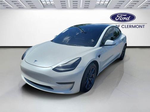 Pearl White Multi-Coat 2022 Tesla Model 3 Long Range