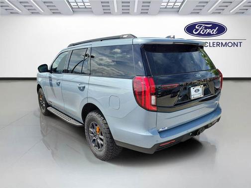Glacier Gray Met Tri-Coat 2026 Ford Expedition Tremor
