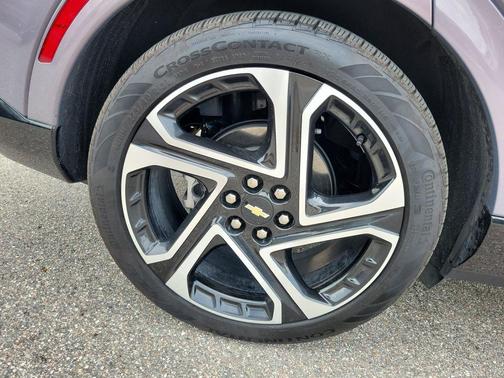 Galaxy Gray Metallic 2025 Chevrolet Equinox EV LT