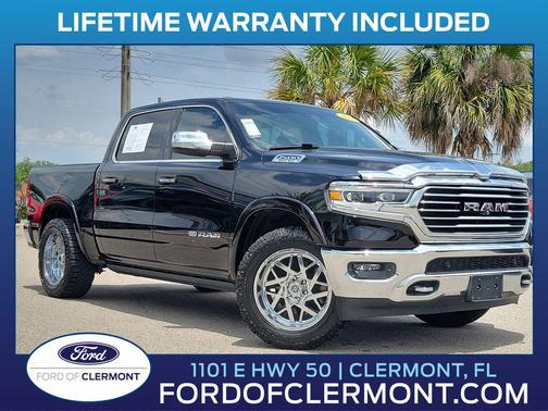 Diamond Black Crystal Pearlcoat 2019 RAM 1500 Longhorn