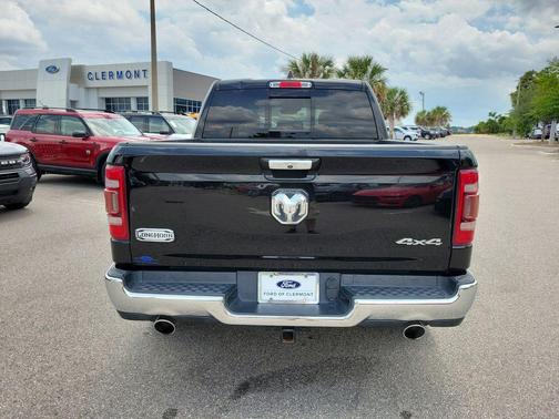 Diamond Black Crystal Pearlcoat 2019 RAM 1500 Longhorn
