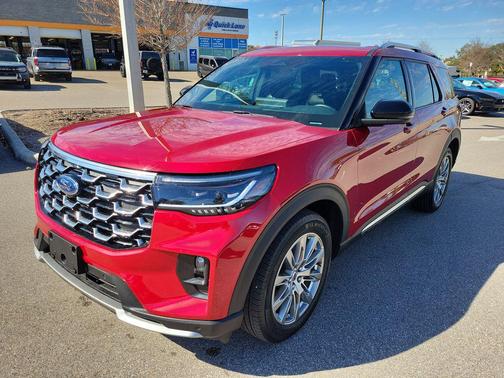 2025 Ford Explorer Platinum