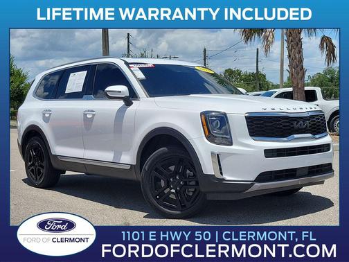 Glacial White Pearl 2022 Kia Telluride S