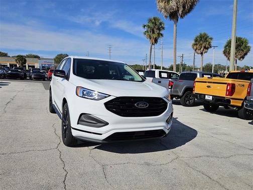 2024 Ford Edge SE
