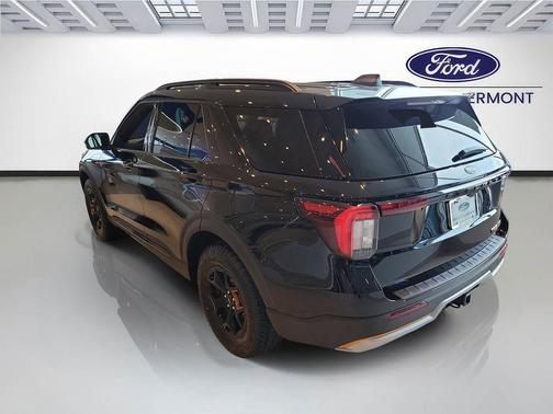 AGATE BLACK METALLIC 2026 Ford Explorer Tremor