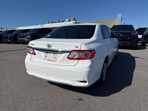 2013 Toyota Corolla LE