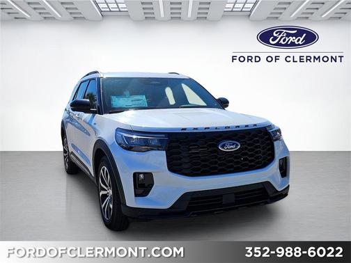 2025 Ford Explorer ST-Line