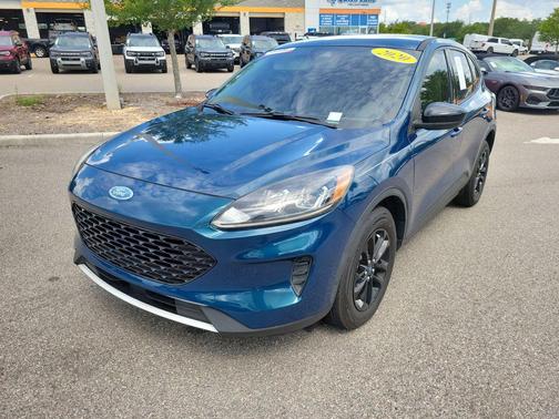 DARK PERSIAN GREEN METALLIC 2020 Ford Escape SE