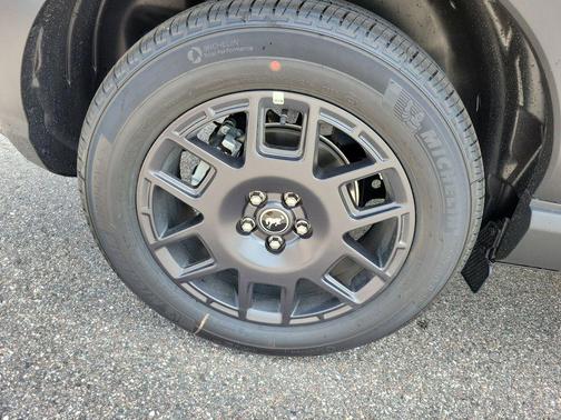 Ruby Red Metallic Tinted Clearcoat 2026 Ford Bronco Sport Big Bend