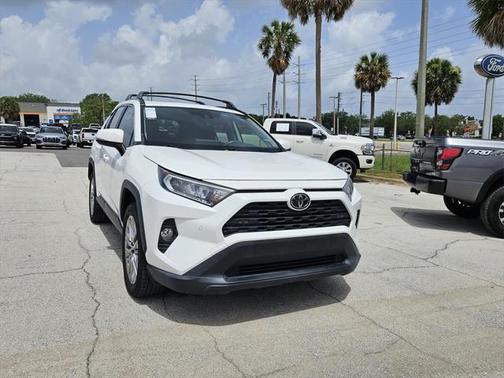 2019 Toyota RAV4 XLE Premium