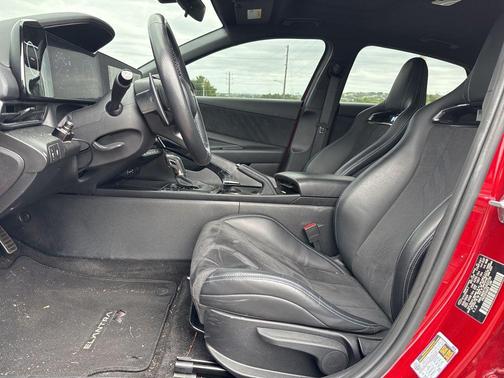 Ultimate red 2025 Hyundai ELANTRA N Base