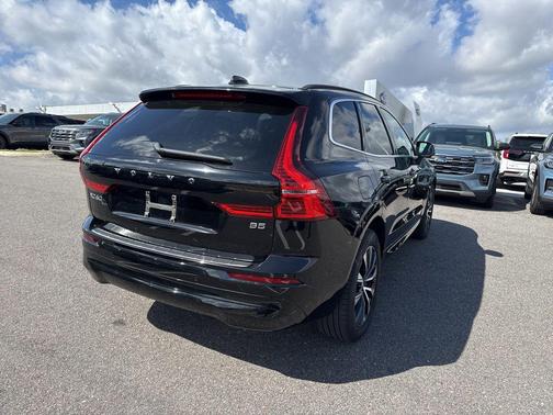 2023 Volvo XC60 B5 Core