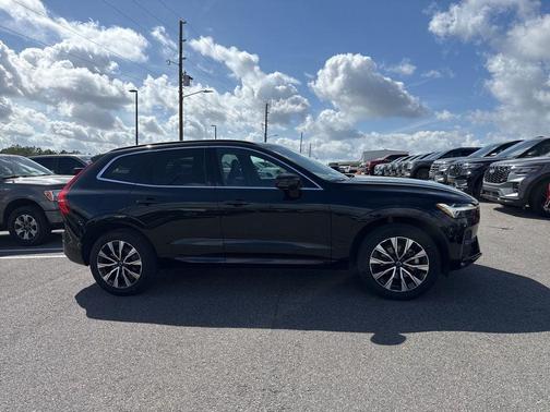 2023 Volvo XC60 B5 Core