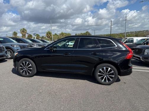 2023 Volvo XC60 B5 Core