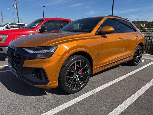2023 Audi Q8 55 Premium Plus