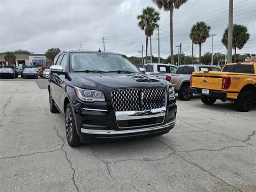 2024 Lincoln Navigator Black Label
