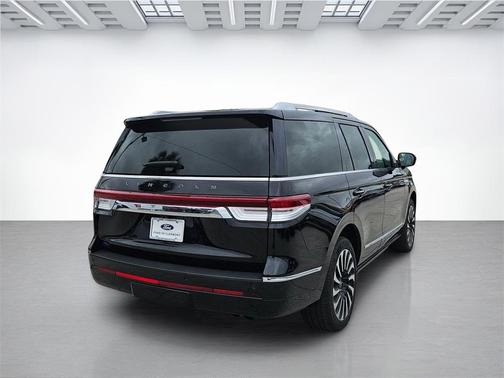 2024 Lincoln Navigator Black Label