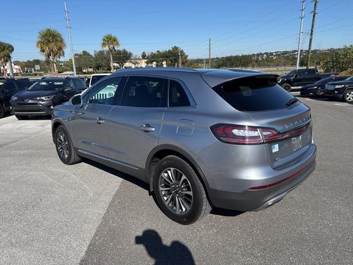 2021 Lincoln Nautilus Reserve