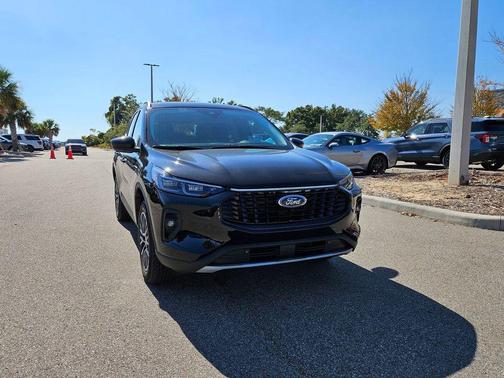 2026 Ford Escape PHEV SE