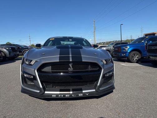 2022 Ford Shelby GT500 Base
