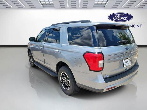 ICONIC SILVER METALLIC 2024 Ford Expedition XLT